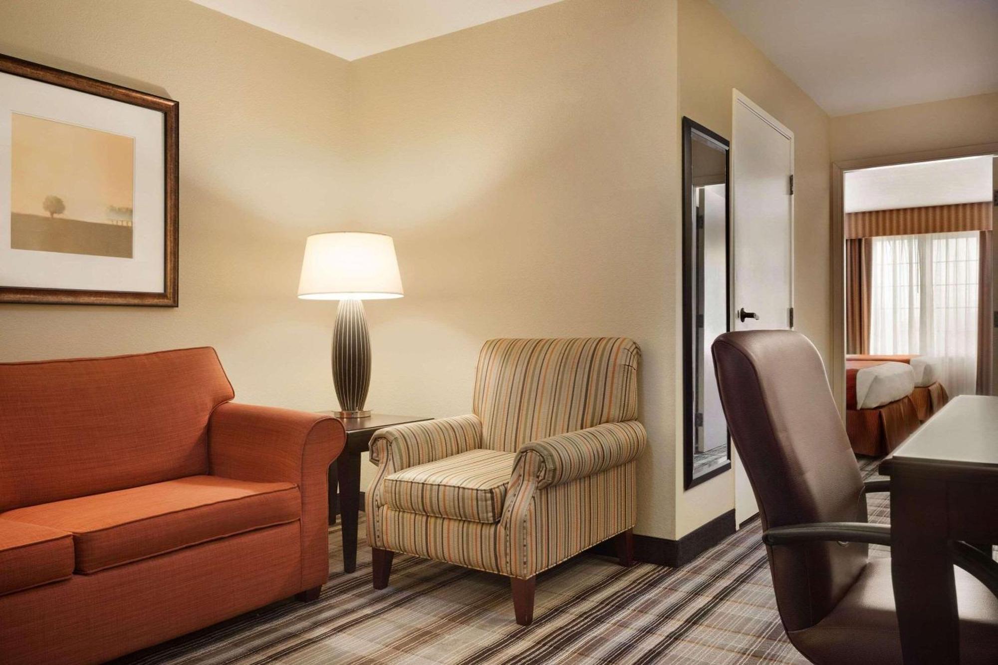 Country Inn & Suites By Radisson, Lexington, Va Buitenkant foto